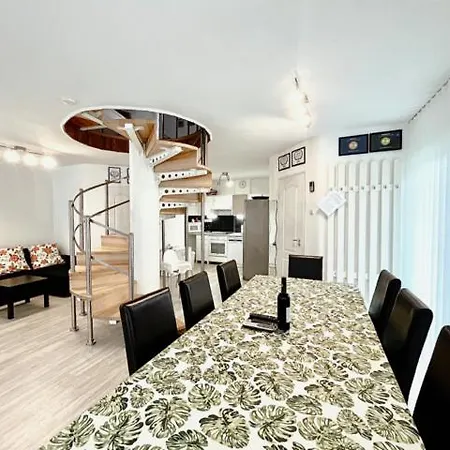 Apartment Csevi Apartmanhaz *