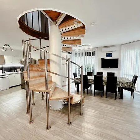 Apartment Csevi Apartmanhaz *