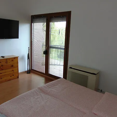 Apartament Csevi Apartmanhaz *