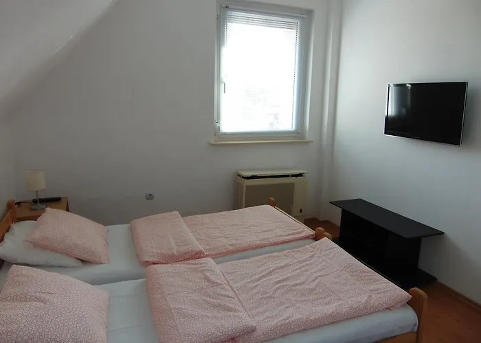 Csevi Apartmanhaz *