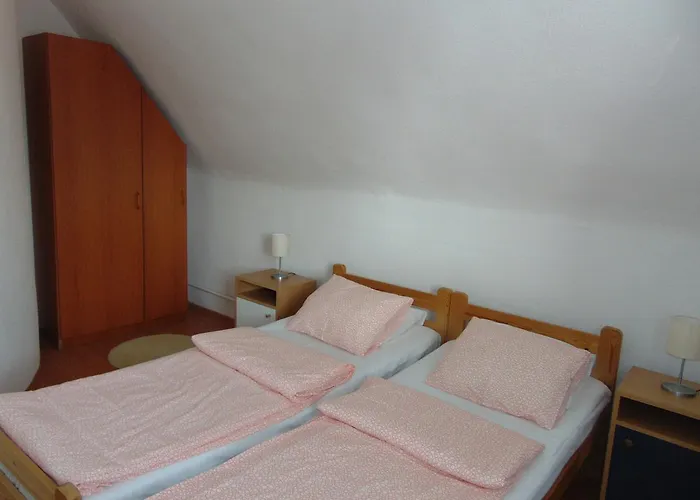 Csevi Apartmanhaz Lägenhet *