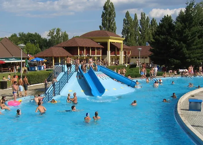 Csevi Apartmanhaz Mezőkövesd